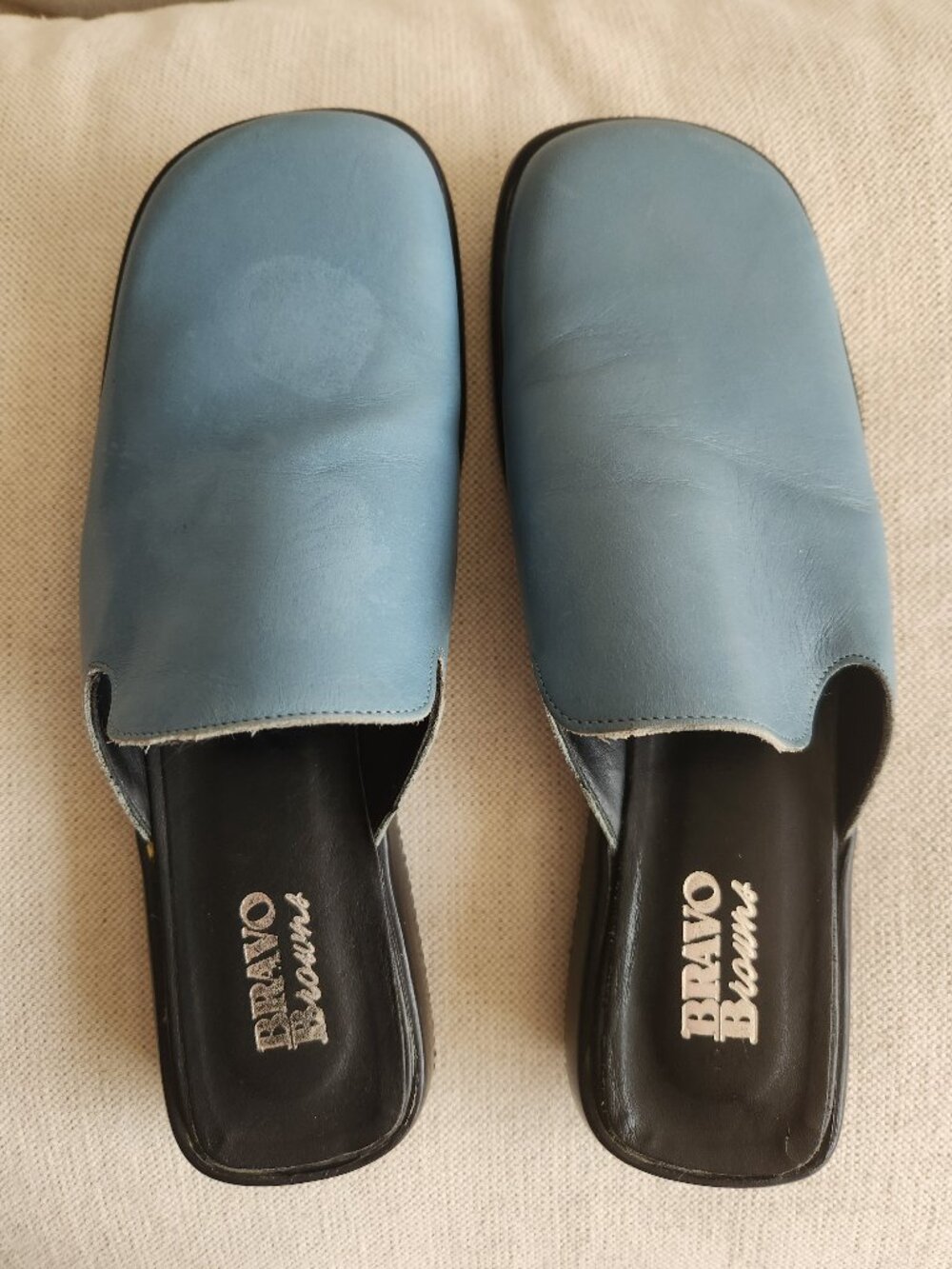 Y2K Bravo Browns Powder Blue Leather Flat Mules - Sz EU 38 (US 7.5)